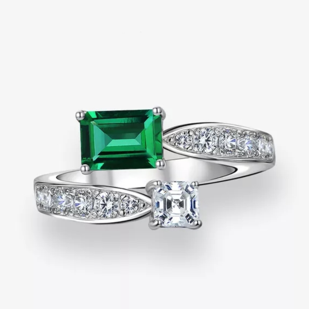 COPY - 1ct cultivated emerald S925 sterling silver ring adjustable.